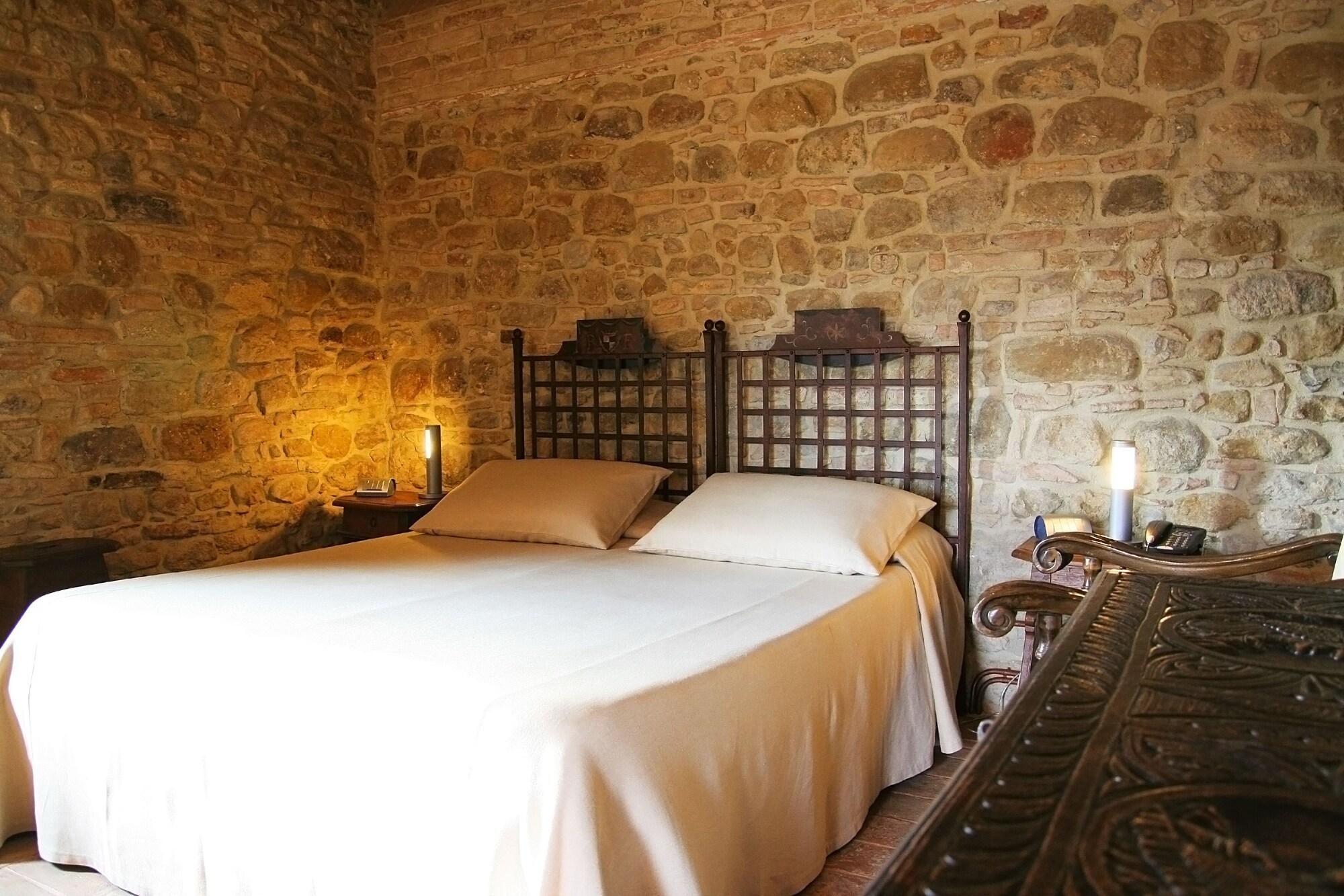 Hotel Castello Di Monterone Perugia Esterno foto