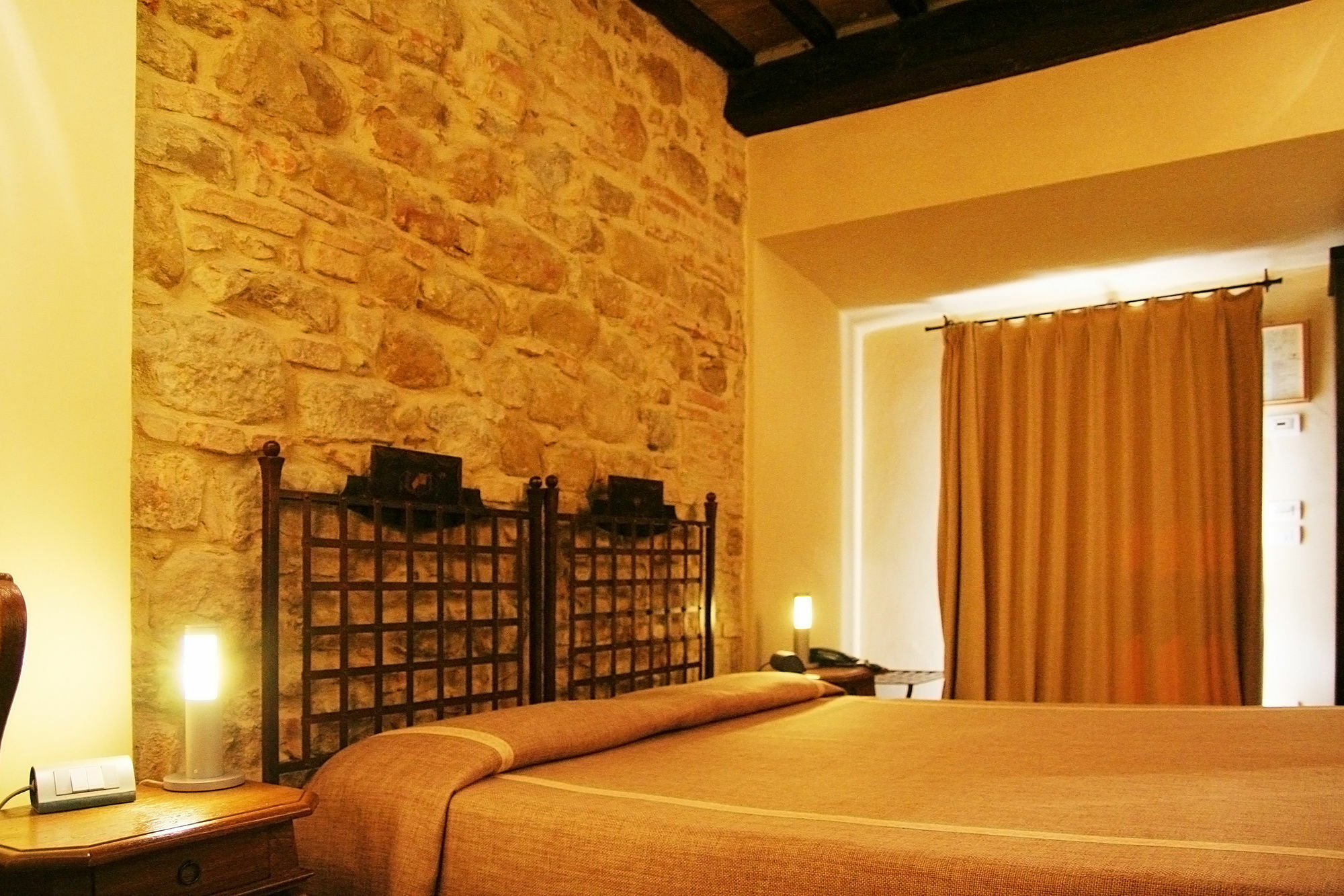 Hotel Castello Di Monterone Perugia Esterno foto